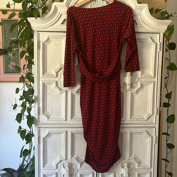 5 for $25! NWT Miss Tina V Neck RUCHED Red and Black Dress Size Large 12/14 - Picture 3 of 11